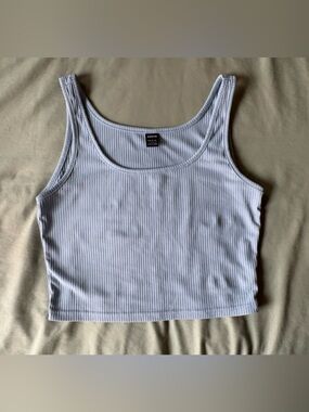 Baby blue ribbed cropped tank top 🩵